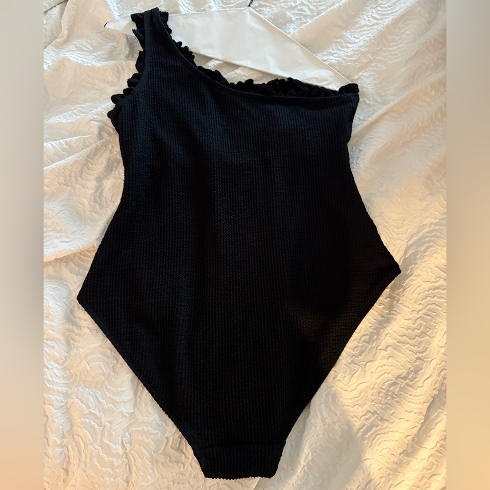 Jones New York Black One Piece Asymmetrical Swimsuit